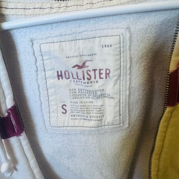 Hollister Hooded Sweatshirt - Picture 3 of 3